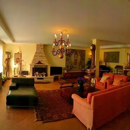 Roma Luxury Suki * Formello