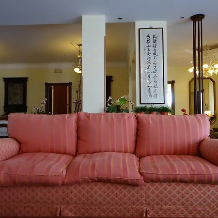 Roma Luxury Suki Vila